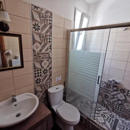 Palio Armonia Guest House Palaiontsiflikion Exterior photo